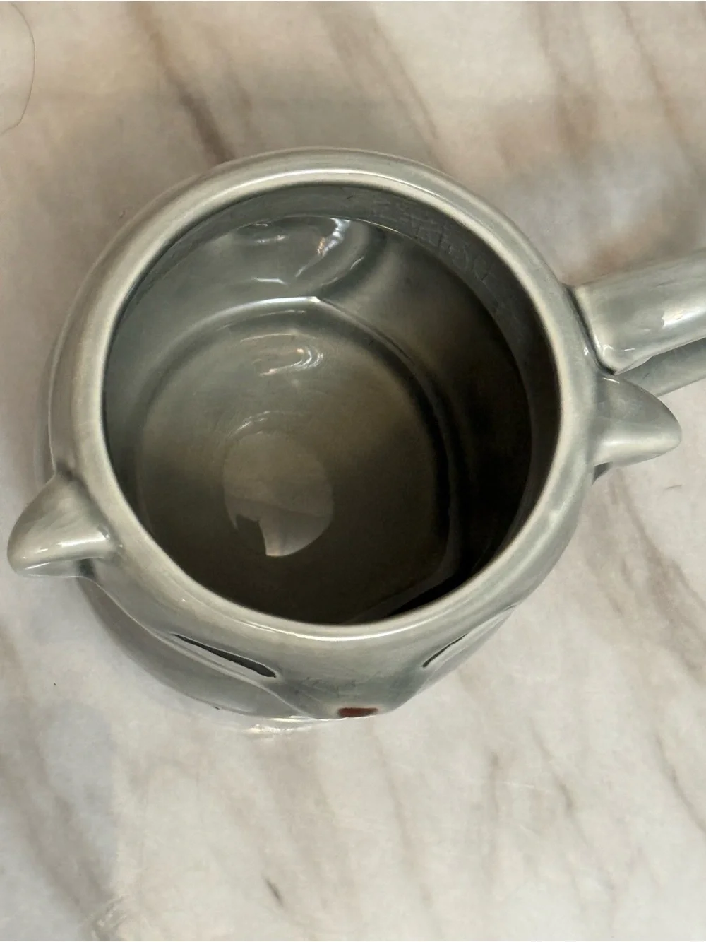 Pier 1 grey smiley Cat coffee mug 4 1/2” height